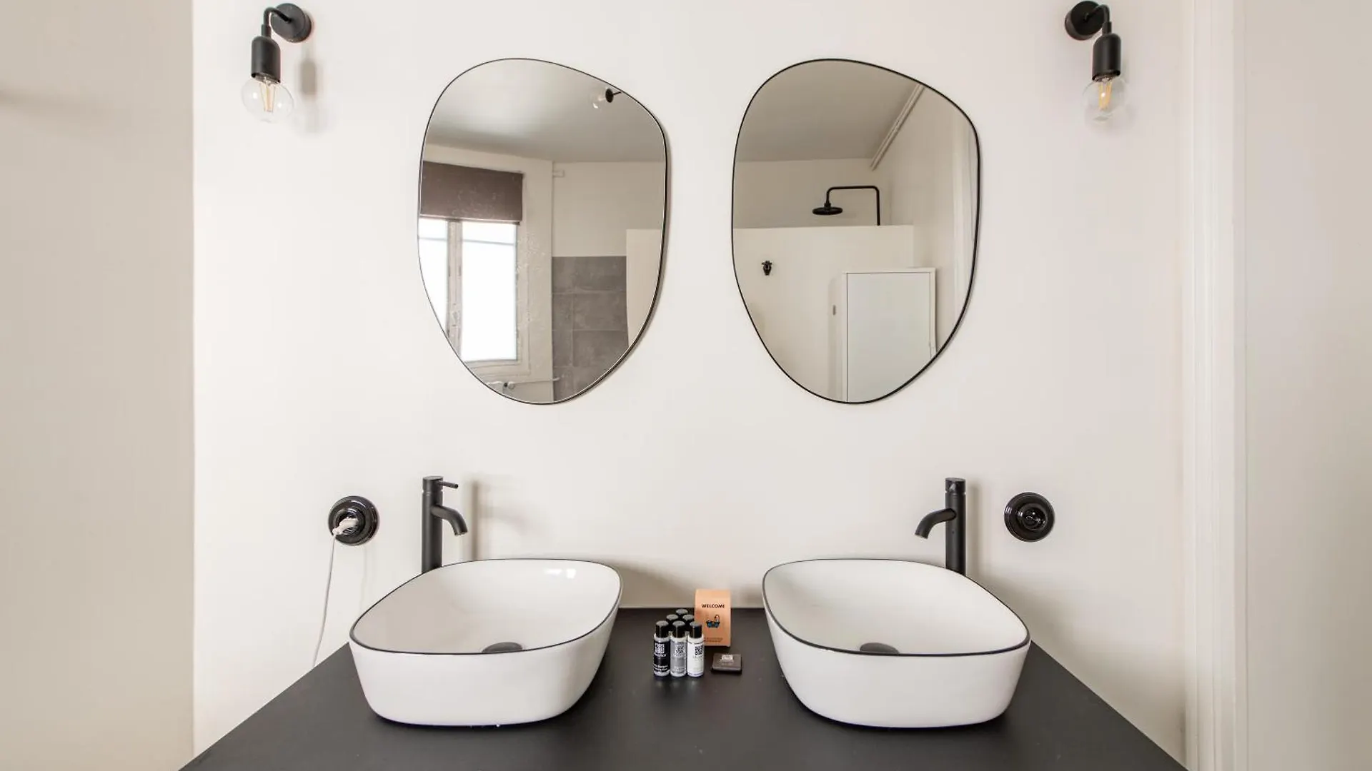Faidherbe-Superbe Duplex Proche Bastille Paris 0*,  France